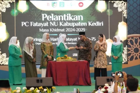 Percepat Pengentasan Kemiskinan Ekstrem, Bupati Kediri Gandeng Fatayat NU Foto BeritaJatim.com