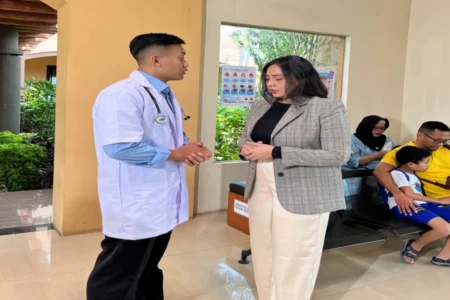 Yurine Al Afnah Seneng Banget Bisa Main Bareng Aktor Ganteng Foto BeritaJatim.com