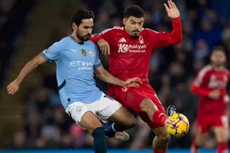 Manchester City vs Nottingham Forest: Duel Sengit Semifinal Piala FA 2025 Foto BeritaJatim.com