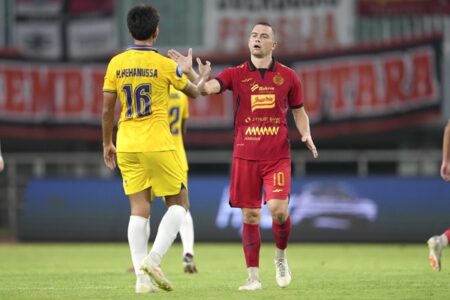 PREVIEW: Persija Dominan di Rekor Pertemuan, Persik Berharap Keajaiban di Blitar Foto BeritaJatim.com