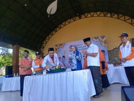 Wali Kota Kediri Hadiri Milad ke-23 PKS, Ajak Perkuat Kolaborasi Bangun Kota Foto BeritaJatim.com