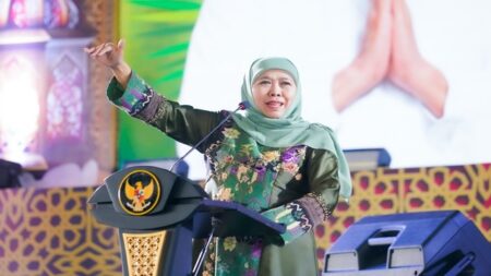 Halalbihalal Pelaku KUMKM dan BUMD, Khofifah: Tetap Optimis Hadapi Gejolak Ekonomi Global Foto BeritaJatim.com