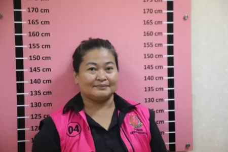 Kejari Surabaya Tahan Tersangka Kredit Fiktif Rp5,18 M di BRI Mulyosari Foto BeritaJatim.com