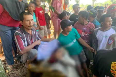 Warga Kalibaru Temukan Mayat saat Hendak Mencari Pisang Foto BeritaJatim.com