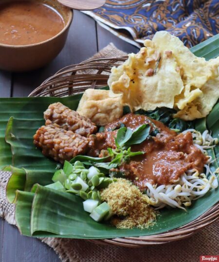 Rekomendasi Tempat Makan Siang Favorit di Surabaya Utara yang Wajib Dicoba Foto BeritaJatim.com