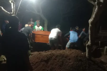 Identitas Mayat di Sungai Ngotok Mojokerto Terungkap Foto BeritaJatim.com