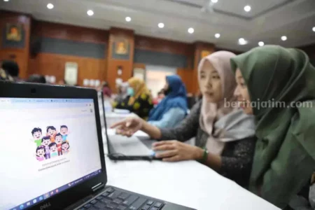 SITALAS Jadi Model Percontohan Nasional, Anak Surabaya Bisa Sampaikan Aspirasi 24 Jam Foto BeritaJatim.com