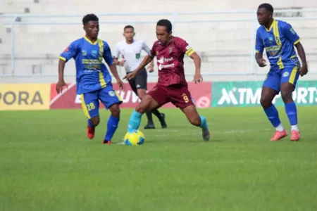 Persewangi Bungkam Manokwari United dengan Skor Telak 4-1 Foto BeritaJatim.com