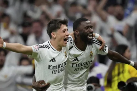 Real Madrid Lolos Dramatis ke Final Copa del Rey Setelah Comeback Spektakuler Foto BeritaJatim.com