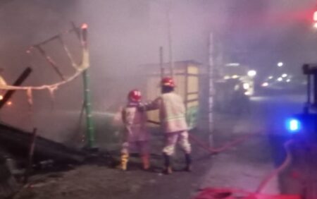 Warung Soto di Jombang Dilalap Api, Diduga Dibakar Orang Tak Dikenal Foto BeritaJatim.com
