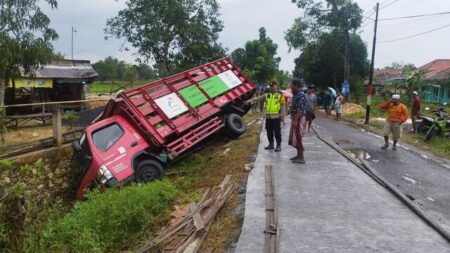 Alami Serangan Jantung, Sopir Truk LPG di Bangkalan Meninggal Dunia Foto BeritaJatim.com