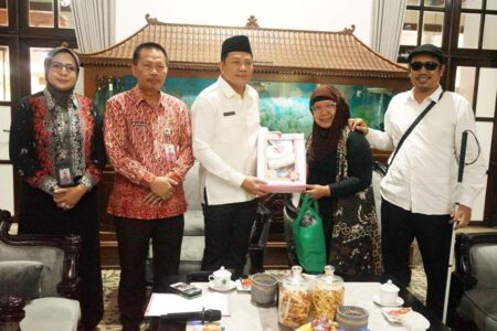 Pemkab Sidoarjo Bakal Sediakan Lapangan Kerja untuk Penyandang Disabilitas Foto BeritaJatim.com