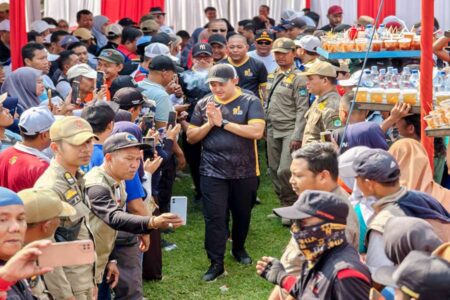 Peringatan Hari Buruh 1 Mei di Kabupaten Pasuruan Lebih Damai, APINDO Ajak Investor Tak Ragu Tanam Modal Foto BeritaJatim.com