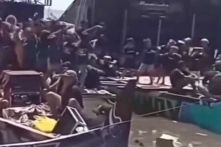 Battle Sound Horeg di Laut Pasuruan Diduga Ganggu Ekosistem, Ini Tindakan Polres Pasuruan Kota Foto BeritaJatim.com