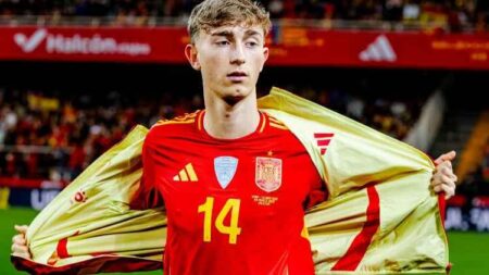 Tolak 3 Raksasa Premier League, Dean Huijsen Resmi Gabung Real Madrid Foto BeritaJatim.com