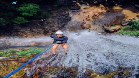 Bosan Liburan Gitu-Gitu Aja? Coba 5 Wisata Seru Jetski Ini di Jawa Timur! Foto BeritaJatim.com