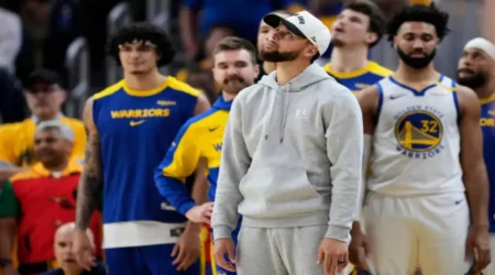 Golden State Warriors Merana tanpa Curry, Selangkah Lagi Tersingkir dari Playoffs Foto BeritaJatim.com