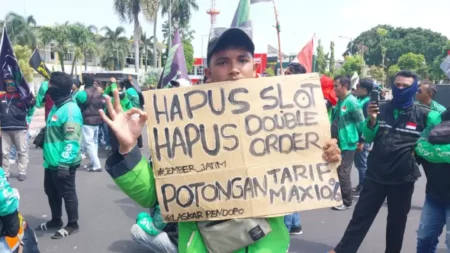 FKJOB Desak Pemkab Jember Terbitkan Perda Khusus Ojol Foto BeritaJatim.com