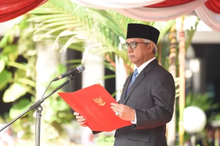 Gus Qowim Pimpin Upacara Peringatan Hari Kebangkitan Nasional di Kediri Foto BeritaJatim.com