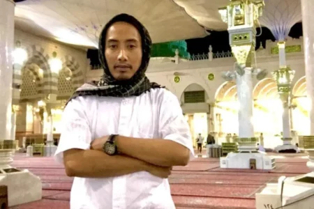 Harap Biaya Haji Turun Lagi, Gus Ubaid Apresiasi Presiden Prabowo Foto BeritaJatim.com