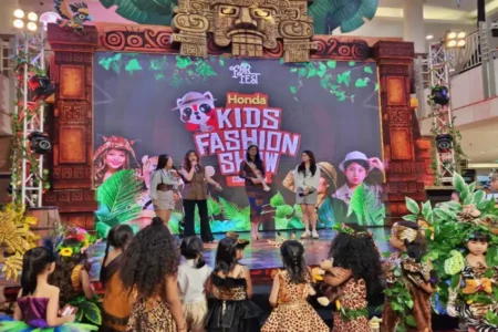Honda Kids Fashion di PTC Surabaya Hadirkan Runner-Up Miss Supermodel Worldwide Foto BeritaJatim.com