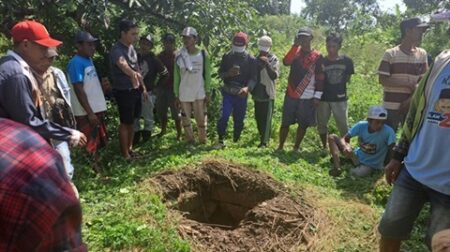 Pria Pencari Kroto Asal Bondowoso Tewas Terjatuh ke Sumur di Situbondo Foto BeritaJatim.com