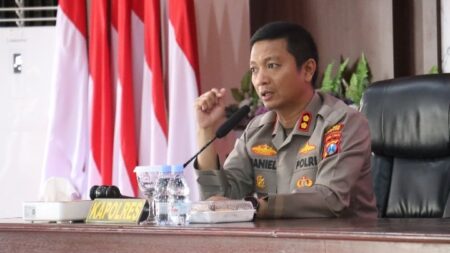 Kapolres Mojokerto Kota Imbau Pelajar Tak Euforia Berlebihan saat Pengumuman Kelulusan Foto BeritaJatim.com
