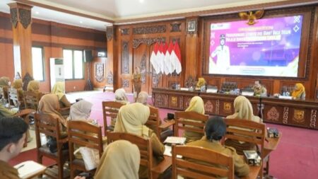 Pemkot Mojokerto Dorong Literasi Digital untuk Siswa SD dan SMP Lewat Inovasi Perpustakaan Foto BeritaJatim.com