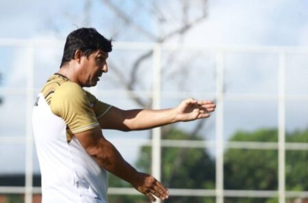 Misi Hidup-Mati di Gianyar: Madura United Kejar Tiket Selamat Foto BeritaJatim.com