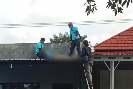 Teknisi Wifi Tewas Tersengat Listrik Saat Perbaiki Jaringan di Magetan Foto BeritaJatim.com
