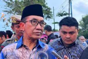 Tegas, Bupati Pamekasan Tutup Kawasan Arek Lancor Bagi PKL Foto BeritaJatim.com