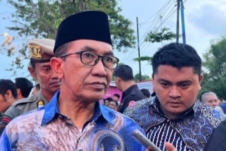 Tegas, Bupati Pamekasan Tutup Kawasan Arek Lancor Bagi PKL Foto BeritaJatim.com