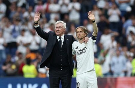 Perpisahan Manis dan Emosional Ancelotti-Modric Foto BeritaJatim.com