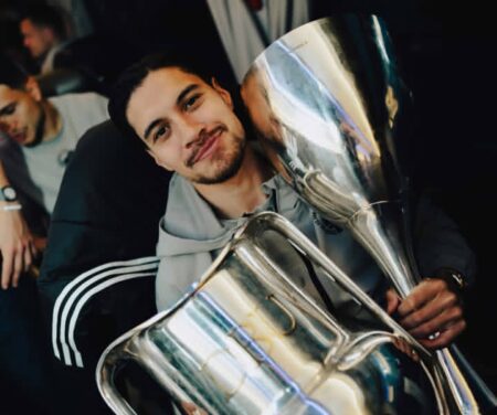 Bawa FC Kobenhavn Double Winners, Perpisahan Manis Kevin Diks Menuju Indonesia Foto BeritaJatim.com