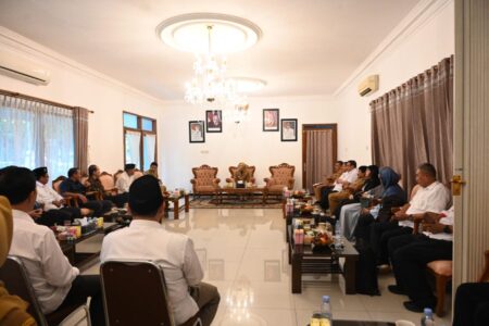 Anak Keluarga Tak Mampu di Kota Kediri Kini Bisa Kuliah Kedokteran Gratis Foto BeritaJatim.com