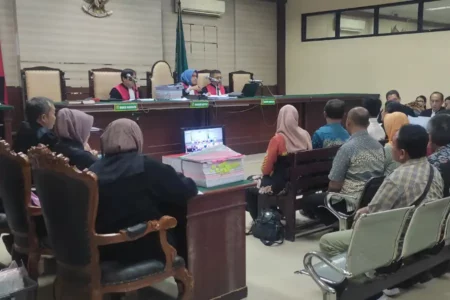 Terdakwa Korupsi Mobil Siaga Desa Dituntut Hukuman Ringan, Ini Alasan JPU Kejari Bojonegoro Foto BeritaJatim.com