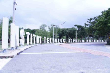 ITS Terima 2.363 Mahasiswa Baru Lewat Jalur SNBT 2025 Foto BeritaJatim.com