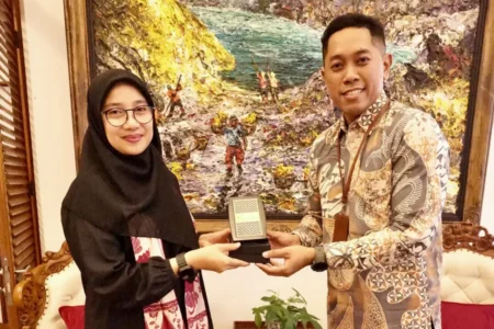 Banyuwangi Dipilih Jadi Lokasi PLTS 100 MW, Salah Satu Terbesar di Indonesia Foto BeritaJatim.com