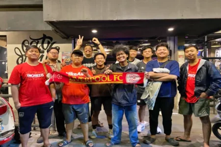Big Reds Surabaya Gelar Acara Nobar, Sambut Juara Premier League 2024/2025 Foto BeritaJatim.com