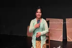 Gen Z Nonton Ludruk di Gedung Cak Durasim Taman Budaya Jatim Foto BeritaJatim.com