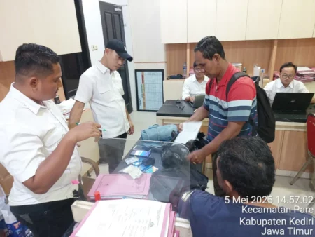 Pria di Kediri Tipu Pedagang Ikan Lewat Order Fiktif, Modus Kirim Lokasi Palsu Foto BeritaJatim.com