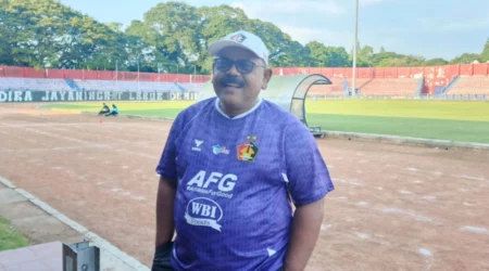 Persik vs Persebaya Digelar di Stadion Brawijaya Kediri, Tiket Dijual Offline Mulai Rp65 Ribu Foto BeritaJatim.com