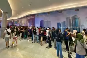 Outlet Pop Mart Pertama di Surabaya Barat Diserbu Collectible Toys Foto BeritaJatim.com