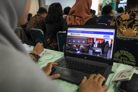 Disdik Kediri Gelar Bimtek SPMB 2025, Ini Perubahan Penting untuk Calon Murid Foto BeritaJatim.com