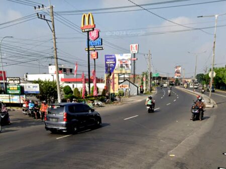 Persimpangan McD Geluran Per Hari Ini Ditutup? Begini Rutenya Sekarang Foto BeritaJatim.com