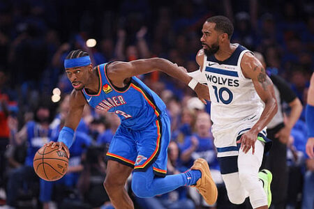 Unggul 2-0 dari Timberwolves, Satu Kaki Thunder di NBA Finals Foto BeritaJatim.com