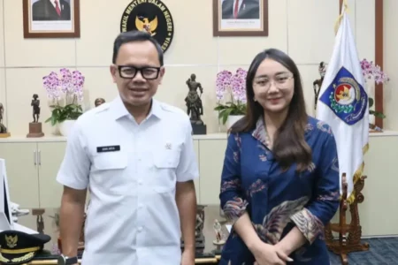 Dianggap Buat Gaduh, Wamendagri Dilaporkan Warga Kota Blitar ke Prabowo Foto BeritaJatim.com