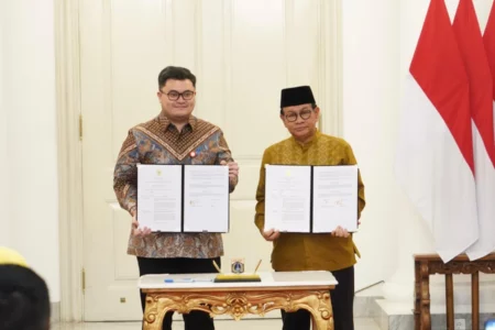Mas Dhito dan Pramono Anung Teken Kerja Sama Kediri-Jakarta Foto BeritaJatim.com