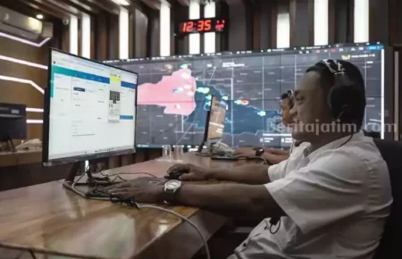 Sigap Terima Aduan Warga 24 Jam, Pemkot Kediri Luncurkan Program Lapor Mbak Wali 112 Foto BeritaJatim.com
