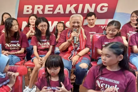 Yatti Surachman Bintangi Film ‘Nenek Gen Zi’ Bersama Murid ARTV Surabaya Foto BeritaJatim.com